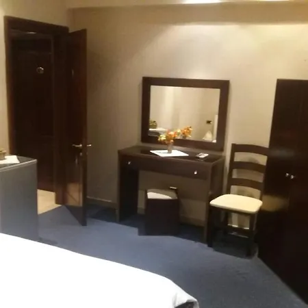 Hotel Smerald * コルチャ