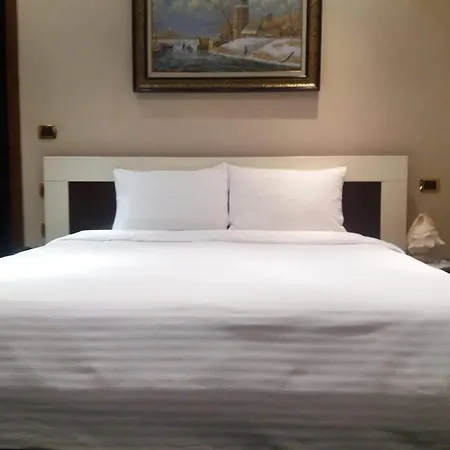 Hotel Smerald *