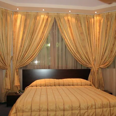 ホテル Hotel Smerald *